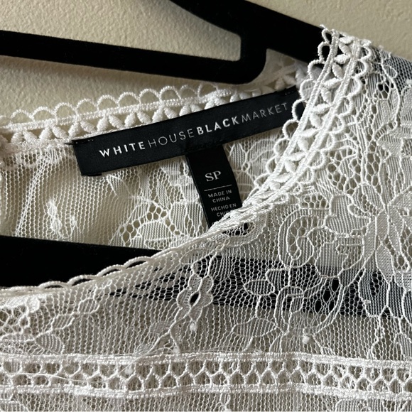Beautiful WHBM Lace Top * Size PS - Picture 2 of 5
